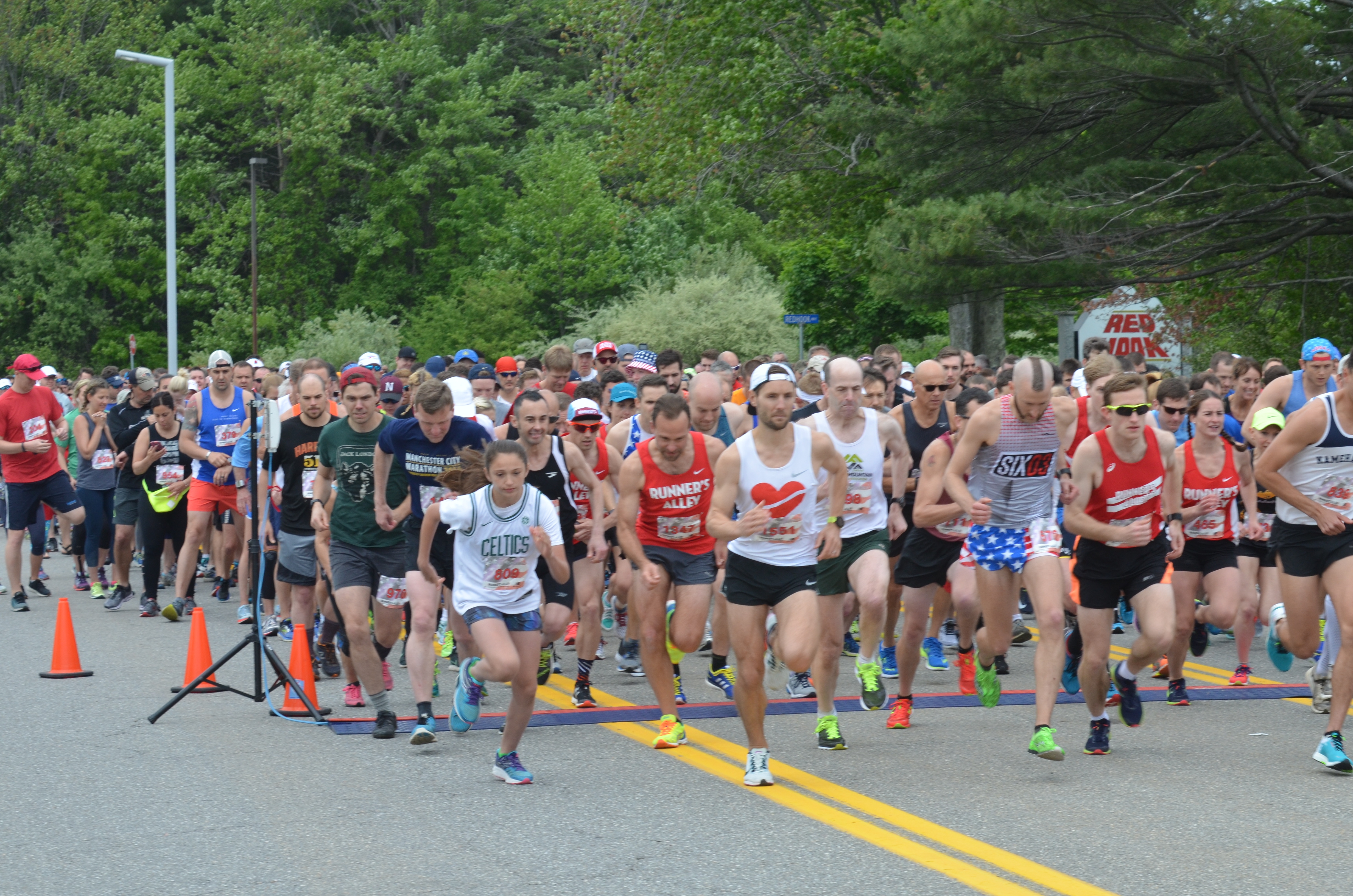 Runner's Alley Cisco Brewers Portsmouth Memorial Day 5K Running